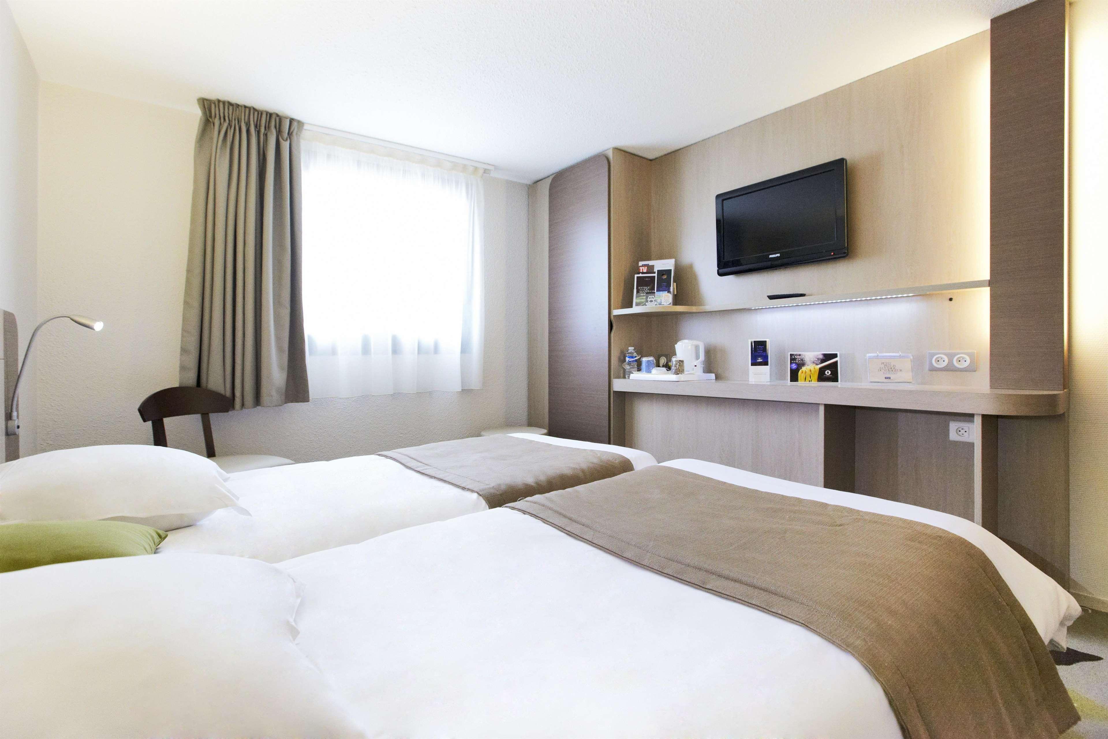 Kyriad Hotel Nevers Centre Екстериор снимка