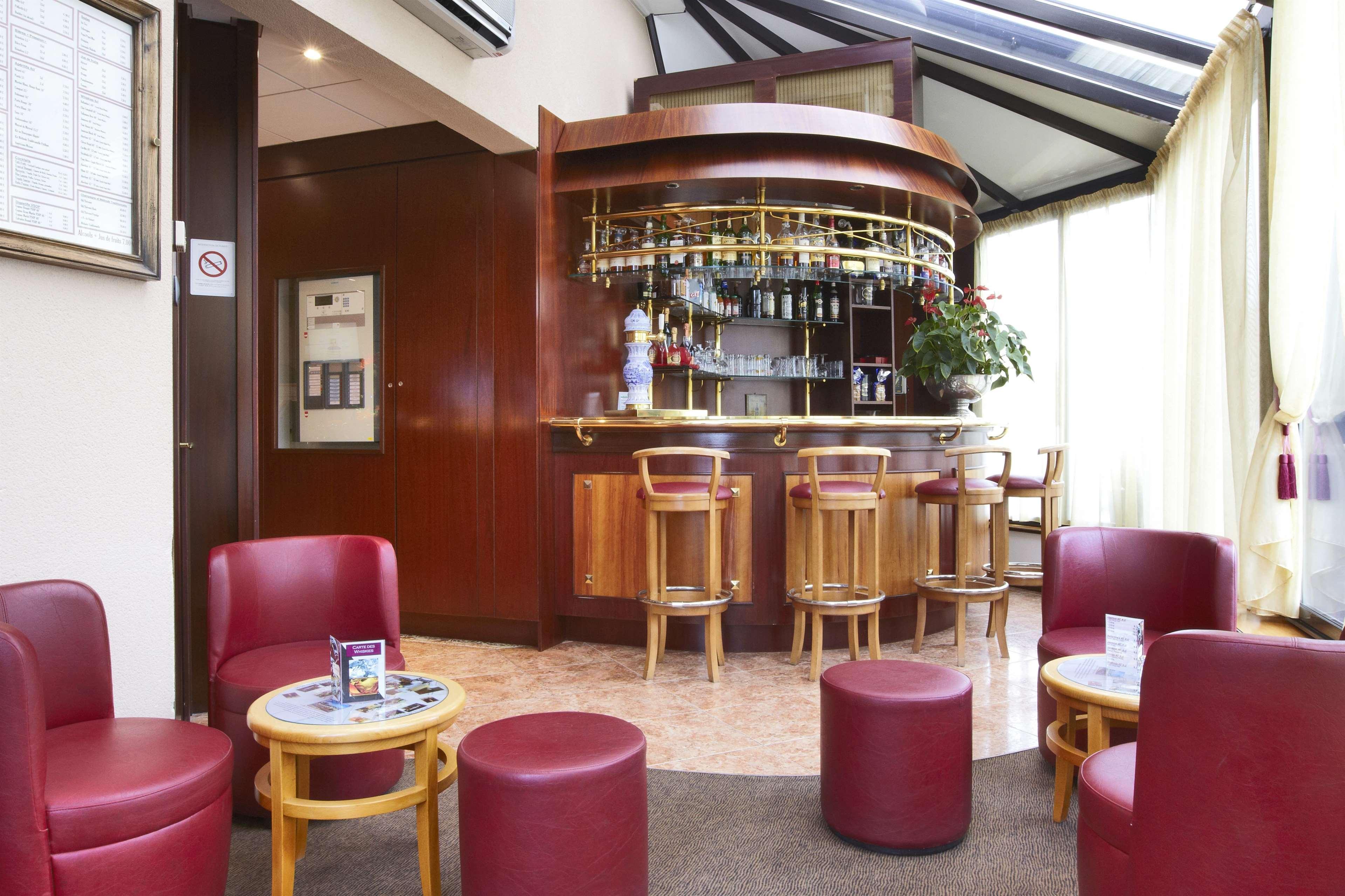 Kyriad Hotel Nevers Centre Екстериор снимка