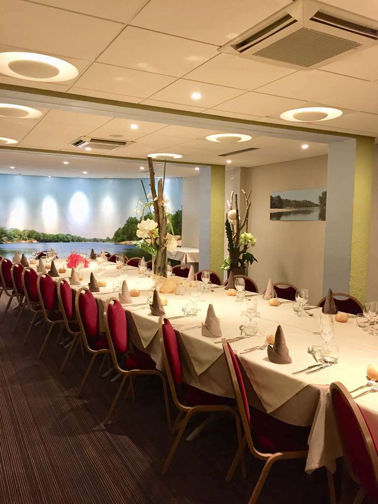 Kyriad Hotel Nevers Centre Ресторант снимка