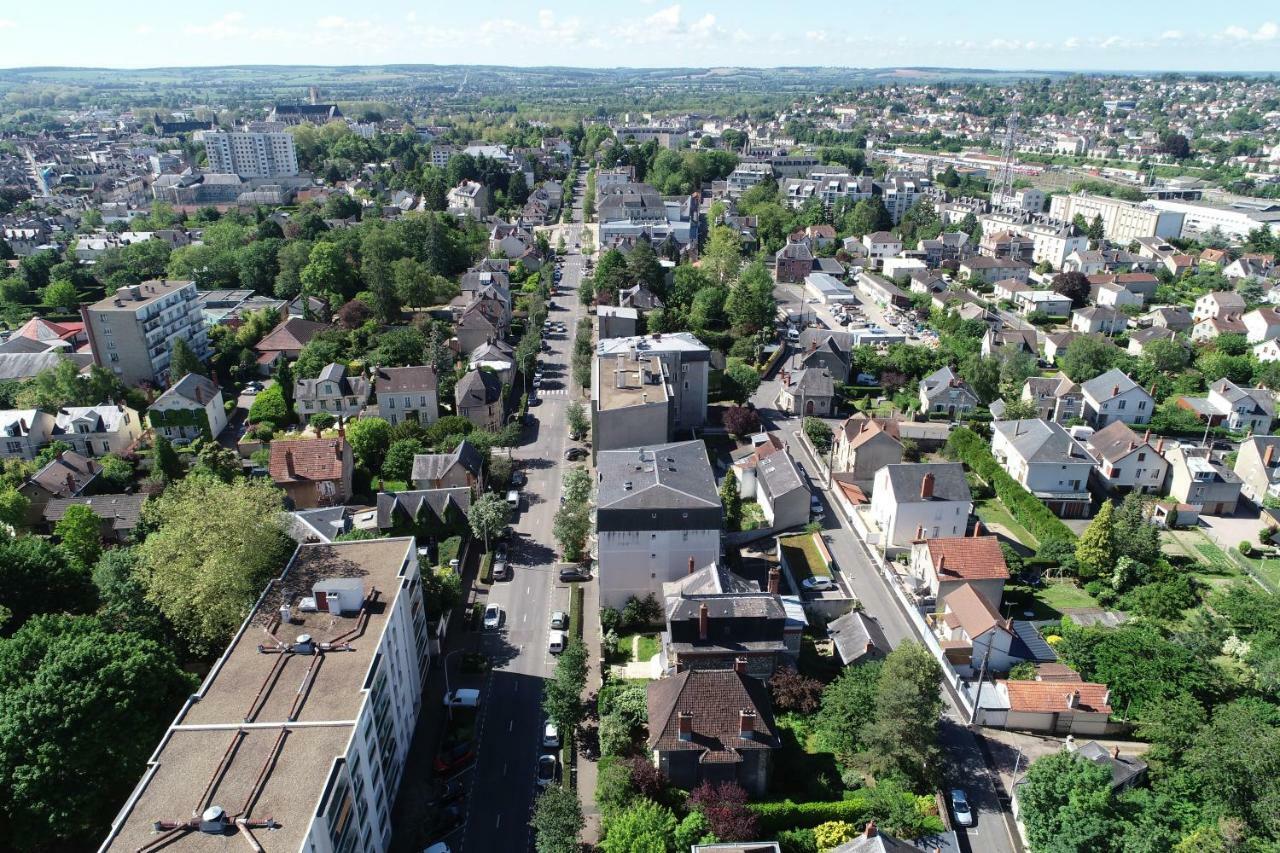 Kyriad Hotel Nevers Centre Екстериор снимка